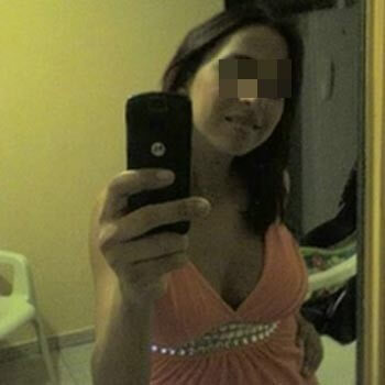 Cougar à Calais qui cherche un jeune homme chaud