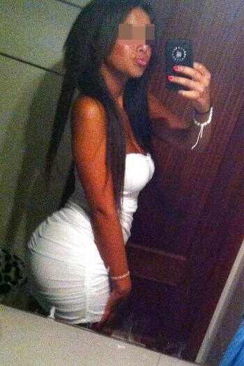 Je recherche un jeunot sur Fréjus pour du sexe anal