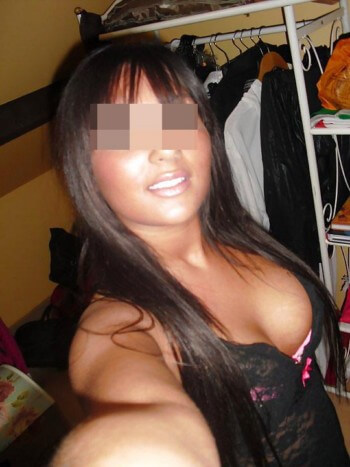 Plan sexe avec une cougar sexy à Clamart