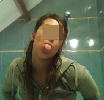 Quarantenaire à forte poitrine à baiser sur Le Havre